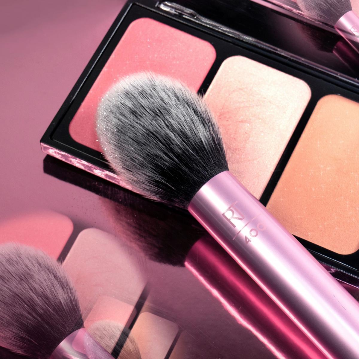 Cọ Má Hồng Phủ Phấn RT Real Techniques Blush Brush 01407